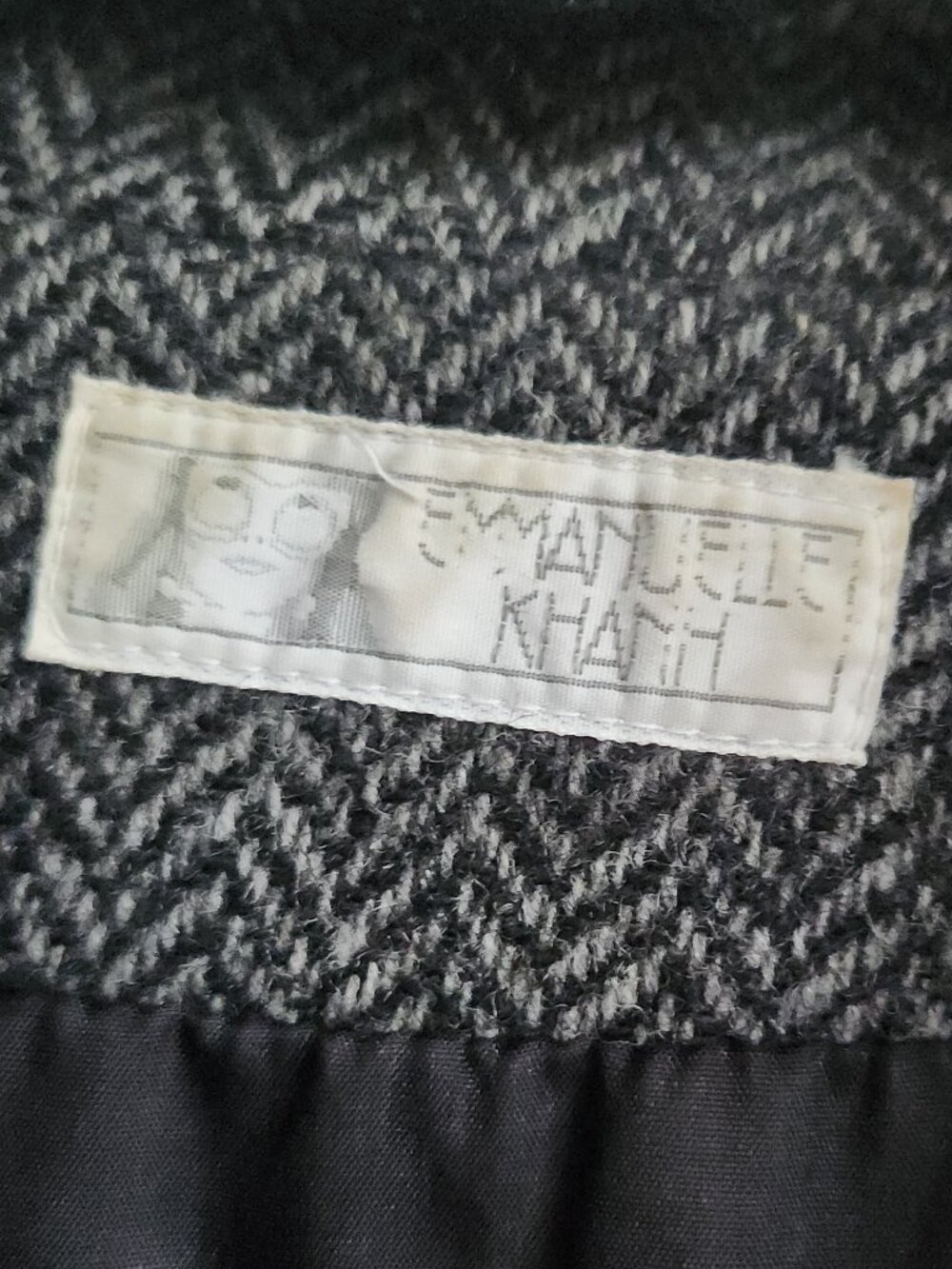 Emmanuelle Khanh Paris Vintage Dark Gray Herringbone Blazer - Sz 10 (approx.) - Picture 5 of 15